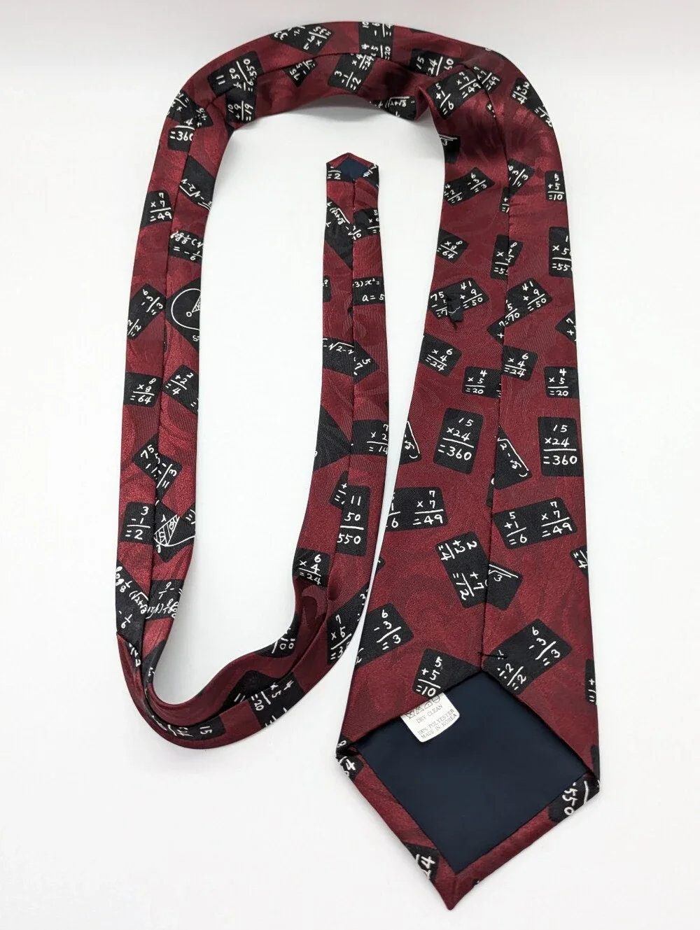 N/A maroon red